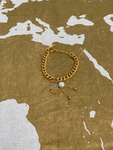 Load image into Gallery viewer, "Give Me A Hand" Hamsa Bracelet