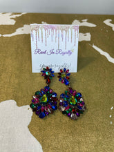 Load image into Gallery viewer, &quot;Majestic&quot; Hanging Earrings
