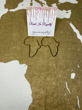 Load image into Gallery viewer, &quot;My Africa&quot; Earrings
